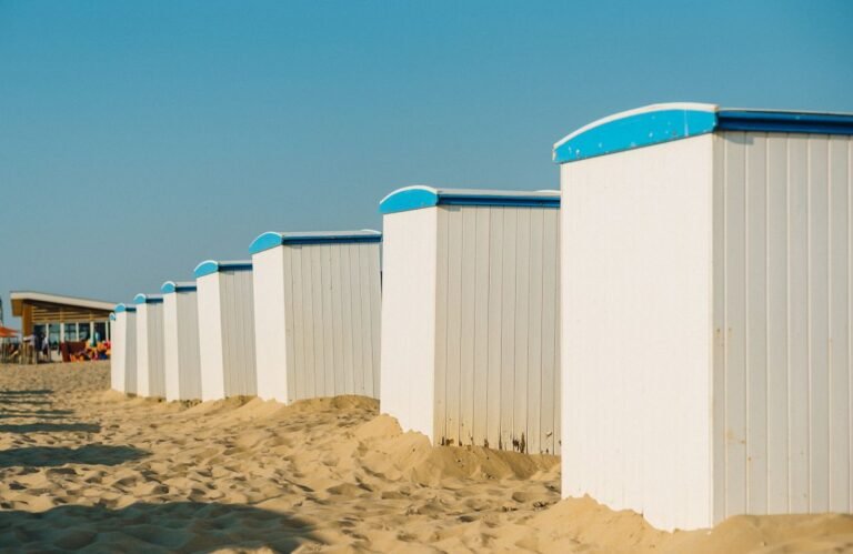 Strandhuisjes bij Roompot Beach Resort Kamperland in Zeeland